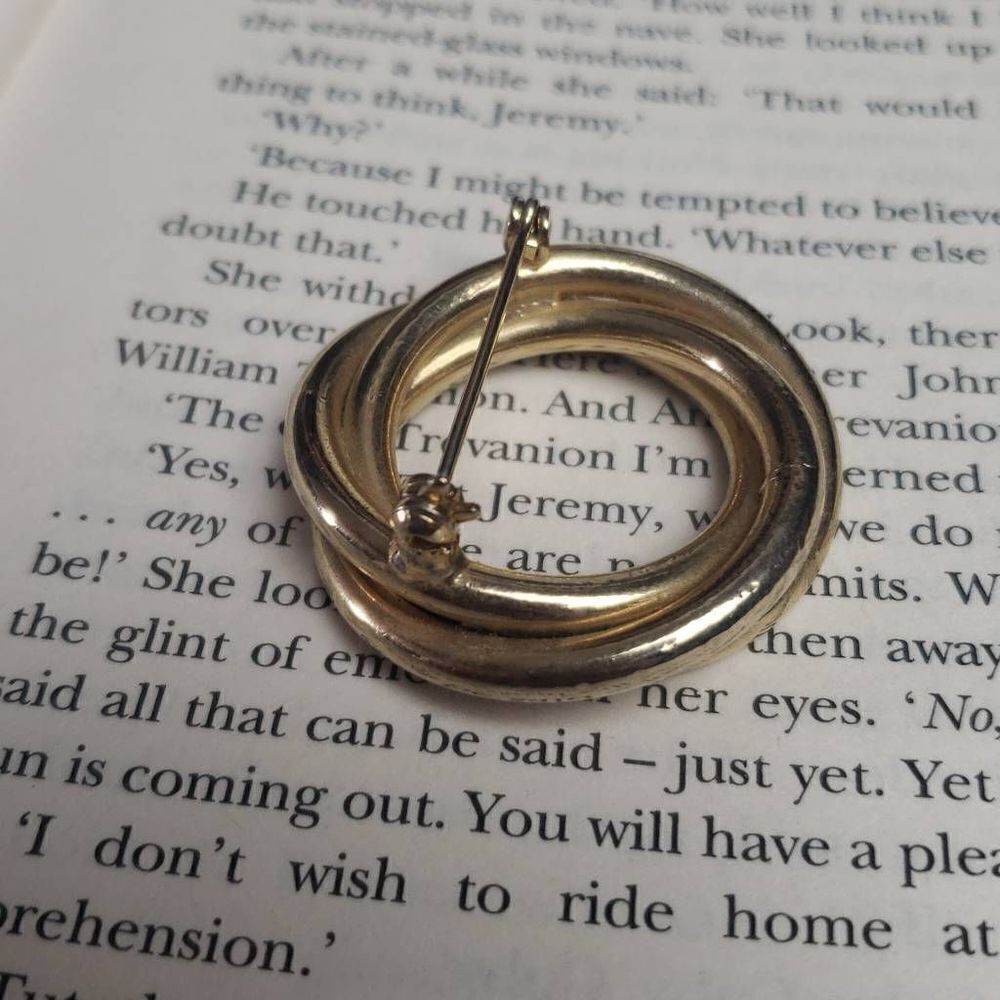 Vintage Twisted Gold Circle Brooche‎ - Picture 5 of 8